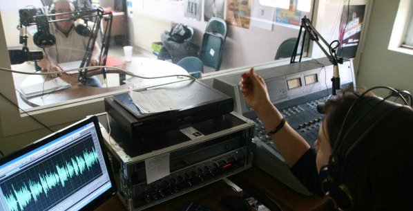 Rejoignez l'équipe des bénévoles de Radio Active